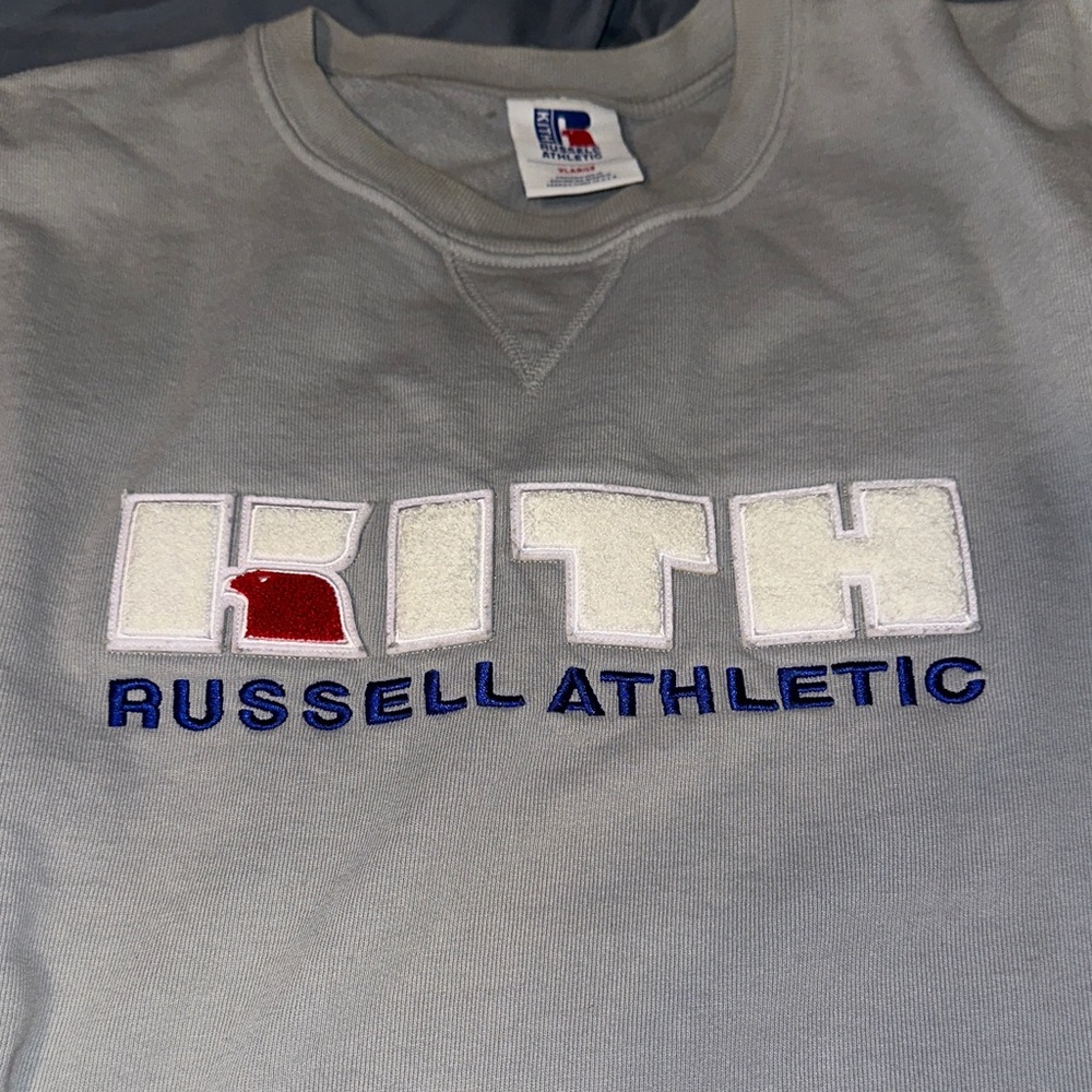 Russell Athletic Light Gray Sweatshirt with White and Blue Accents